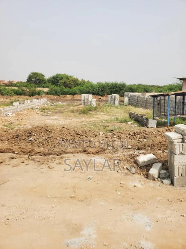 Very Nice Half Plot Comm19 for Sale · Photo 1