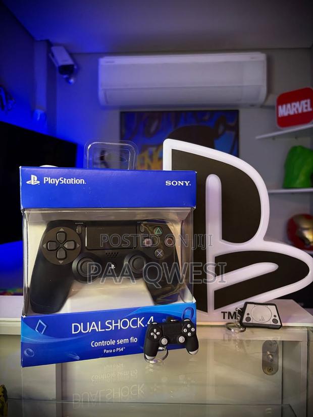 Sony Playstation 4 Dualshock 4 Controller · Photo 1