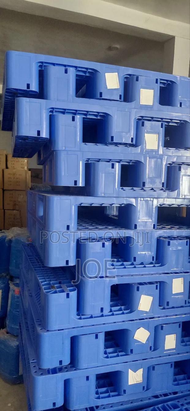 Plastic Pallet