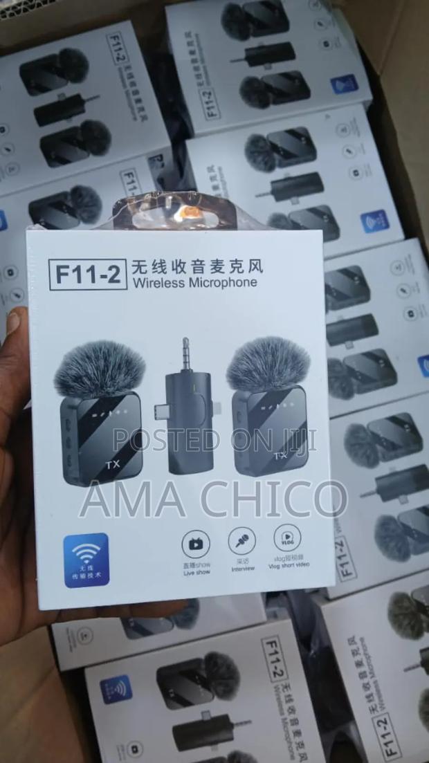 F11-2 Wireless Microphone · Photo 1