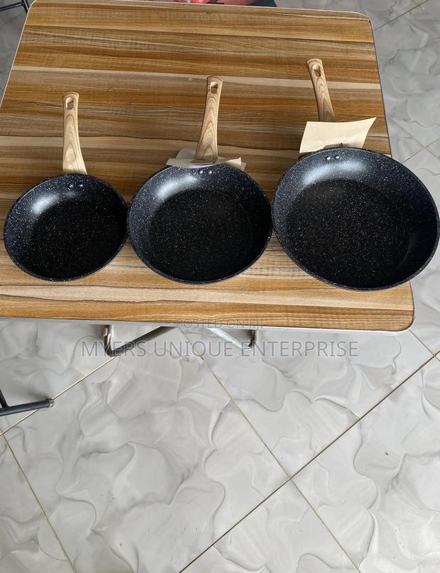 3pcs Granites Frying Pan · Photo 1