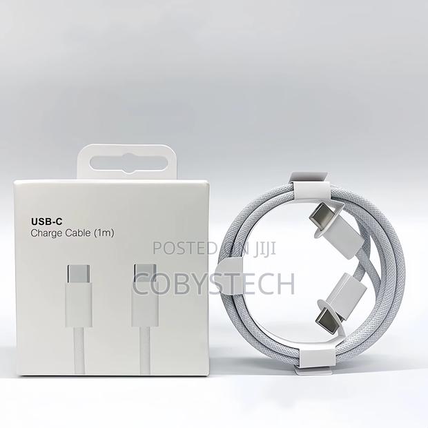 Original Apple Usb-C Nylon Braided Cable - 1m · Photo 1