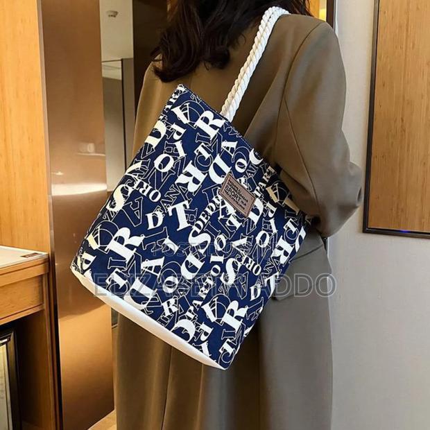 Lady's Bags · Photo 2