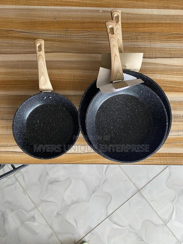 Aluminum 3pcs Nonstick Frying Pan · Photo 1