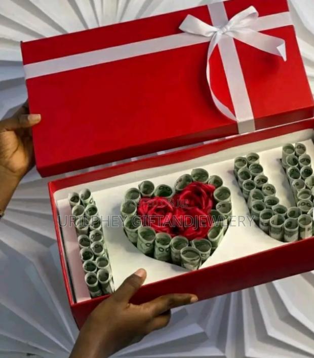 Valentine's Package for Her · Photo 3