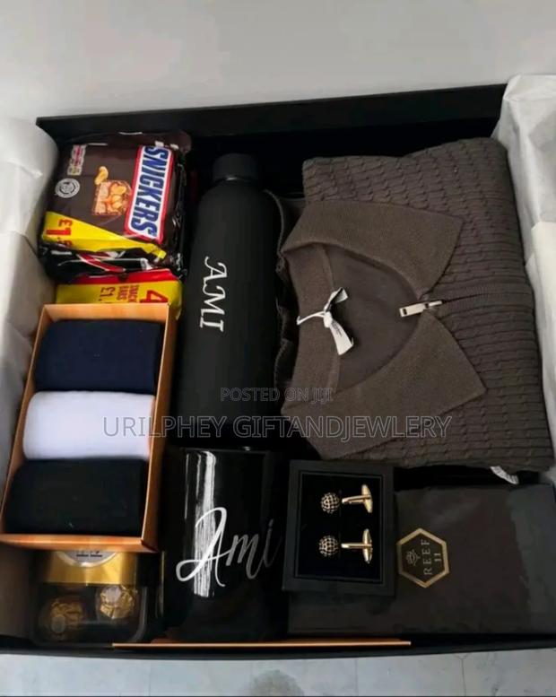 Birthday Gift Package for Him · Photo 3