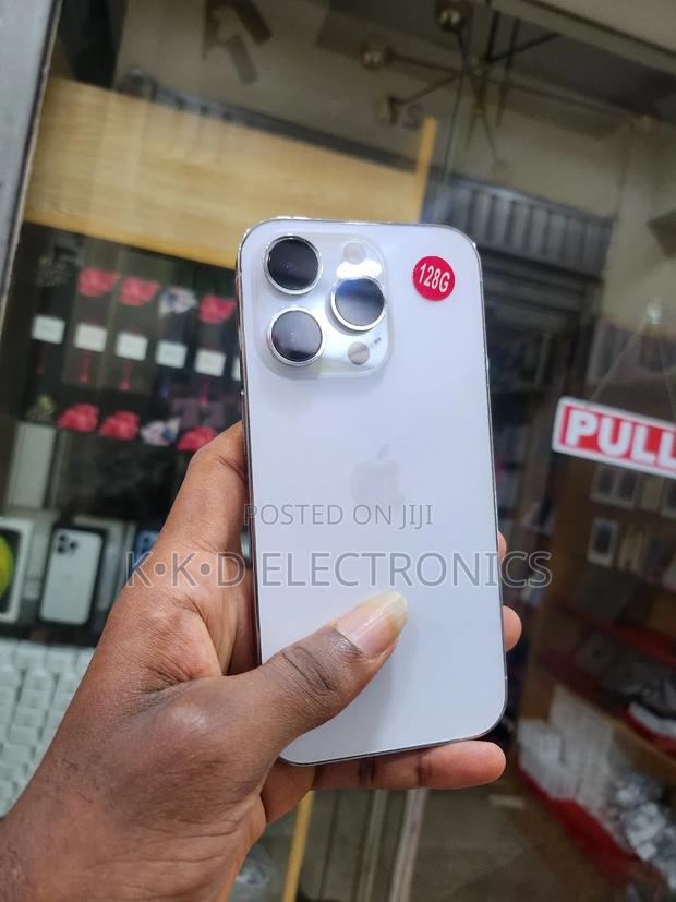 Apple iPhone 14 Pro 128 GB White · Photo 3