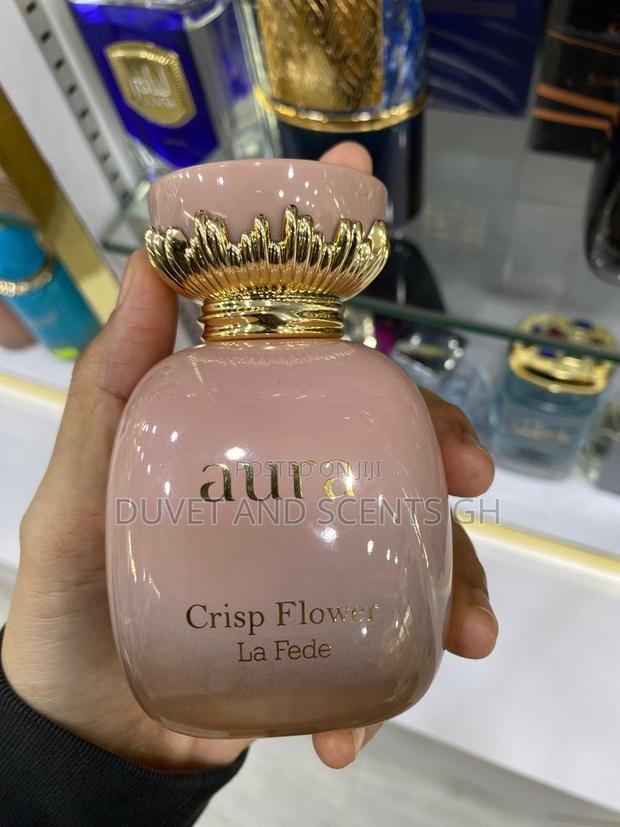 Aura Crisp Flower · Photo 1