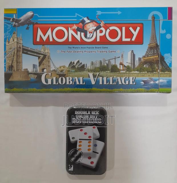 Monopoly Global Village + Dominoes · Photo 1