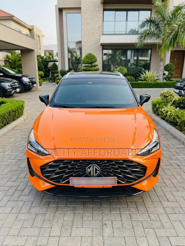 MG ZS 2025 Orange · Photo 1