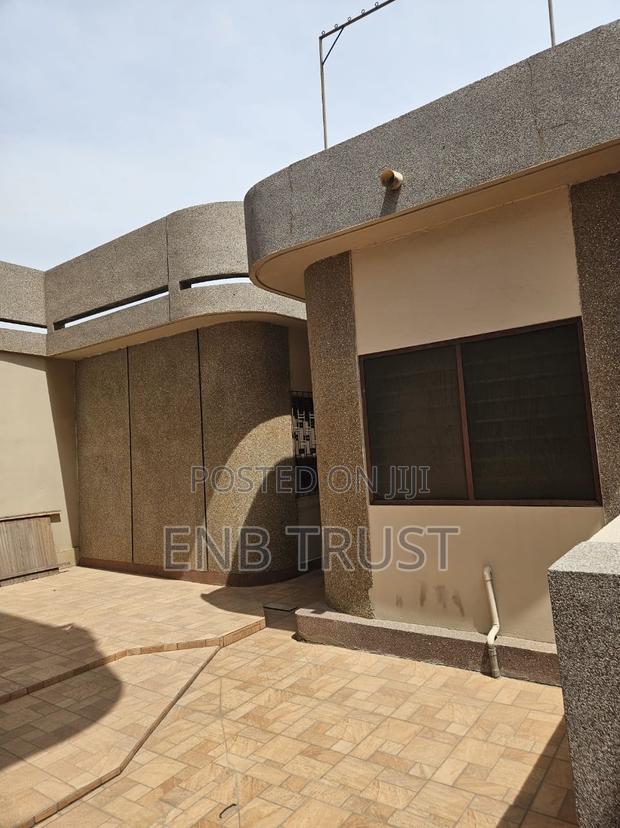 7bdrm House in Achimota, Mile 7 for sale · Photo 7