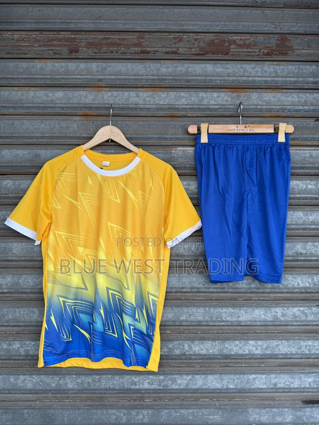 Set Of Jersys _ Plain Set Of Jerseys · Photo 2