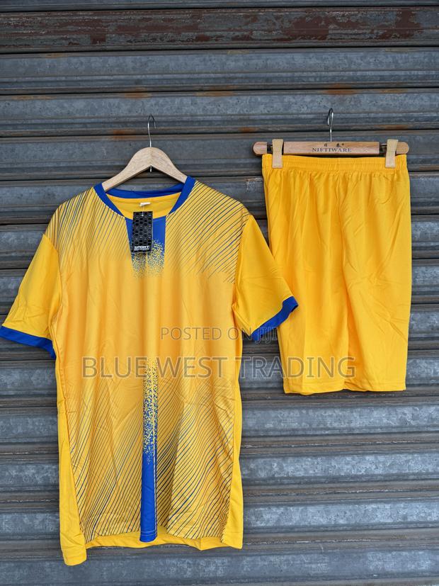 Set Of Jersys _ Plain Set Of Jerseys · Photo 4