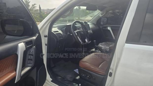 Toyota Land Cruiser Prado 2.7 2017 White · Photo 5