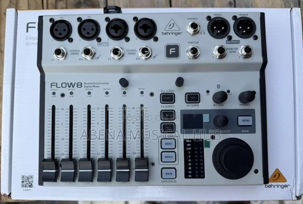 Flow 8 Digital Mixer · Photo 1