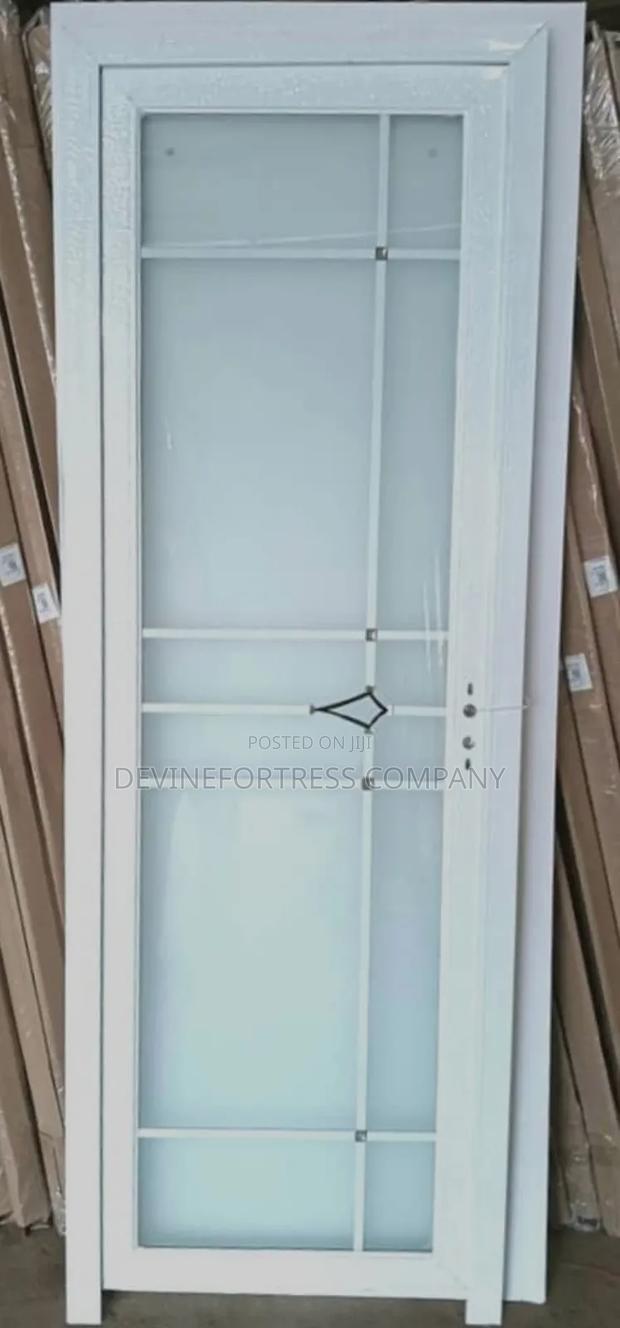 Bathroom Glass Doors Opaque · Photo 1