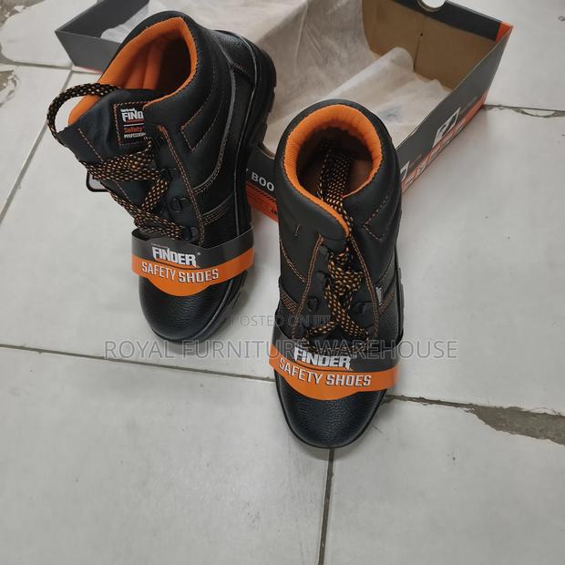 Finder Safety Boot · Photo 2