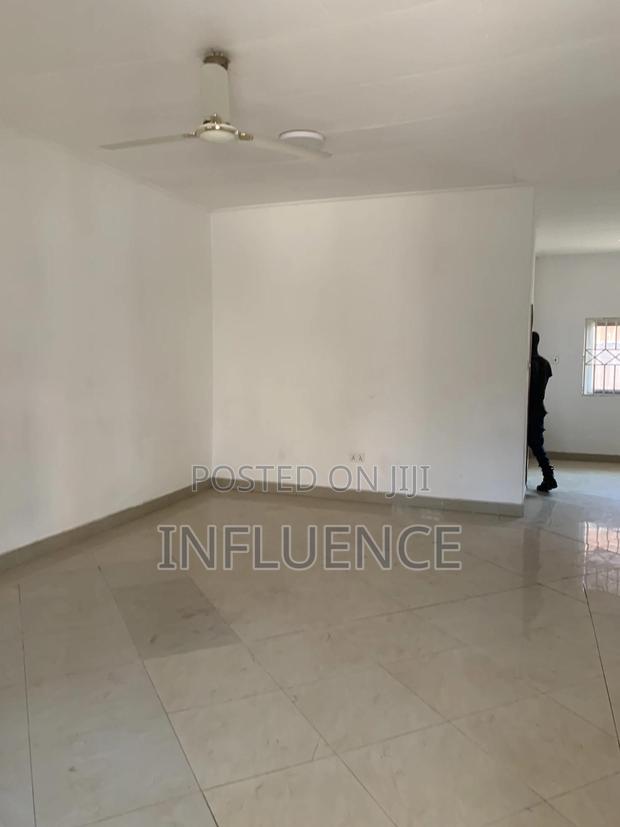 3bdrm House in American House Area, East Legon for sale · Photo 3