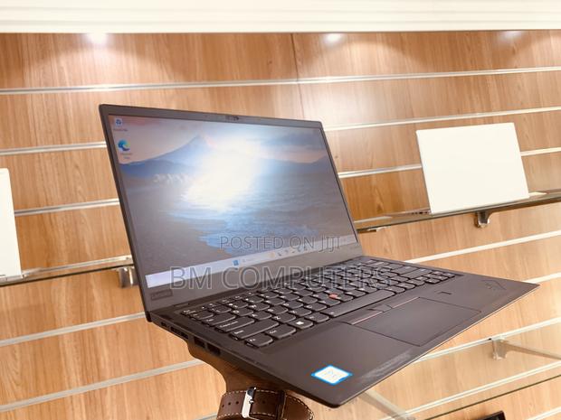 Laptop Lenovo ThinkPad X1 Carbon 16GB Intel Core i7 SSD 512GB · Photo 5