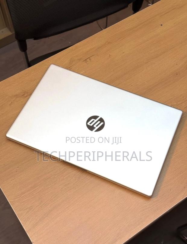 New Laptop HP 15 8GB Intel Core i5 SSD 512GB · Photo 2