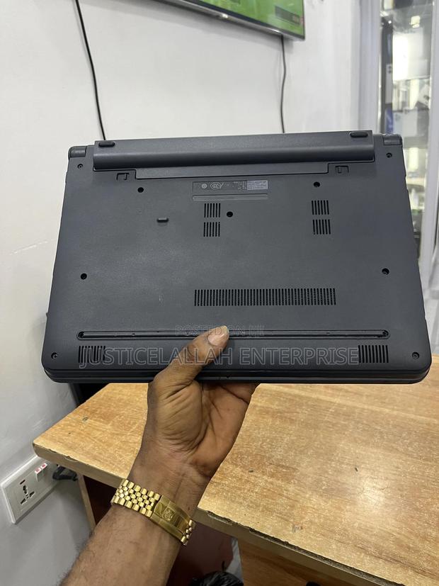 Laptop Dell Latitude 3350 4GB Intel HDD 320GB · Photo 7