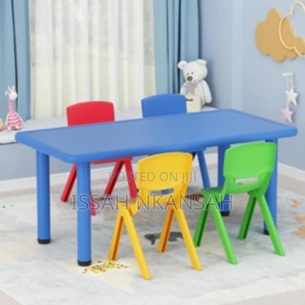 Clearance Plastic Chairs for Kids · Photo 2