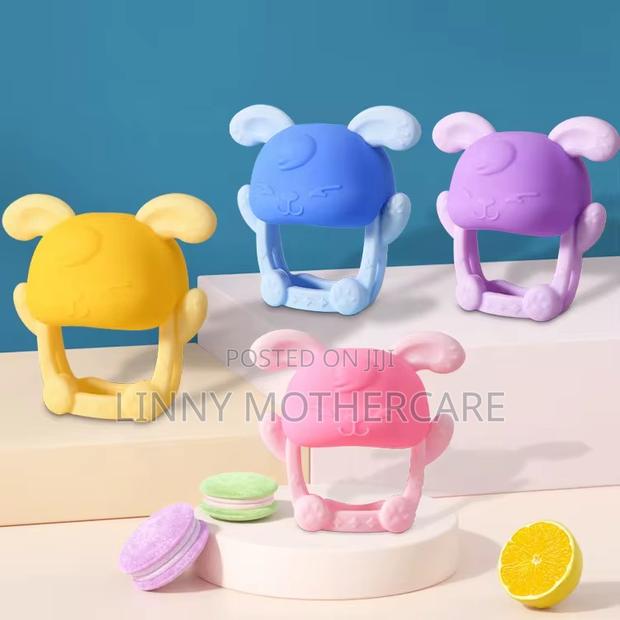 Baby Silicon Teether - Rabbit-shaped · Photo 2
