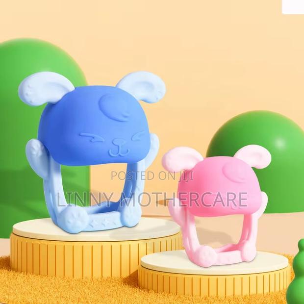 Baby Silicon Teether - Rabbit-shaped · Photo 3