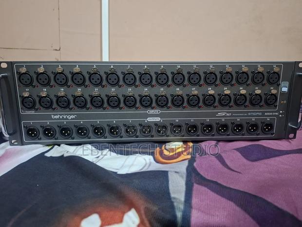 Behringer S32 Stagebox for Rent · Photo 2