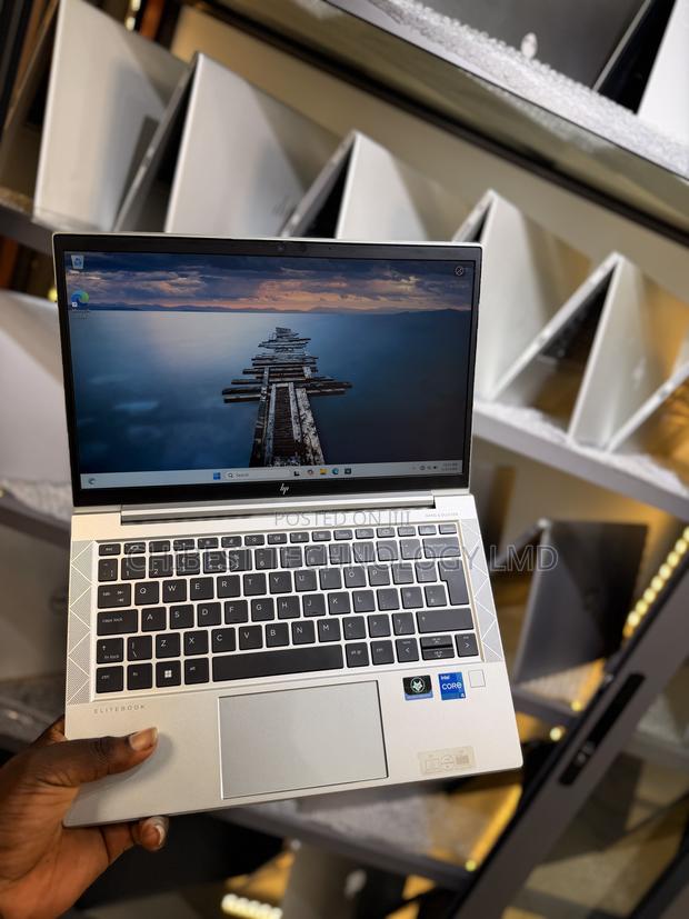 Laptop HP EliteBook 840 G8 16GB Intel Core i5 SSD 256GB · Photo 5
