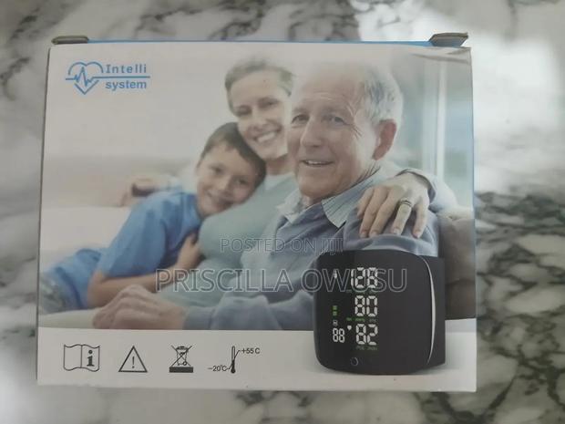 Wrist Bp Monitor · Photo 2