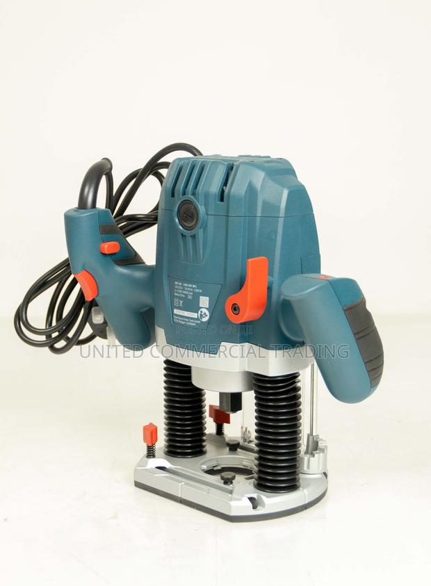 Bosch Industrial Router1300w · Photo 1