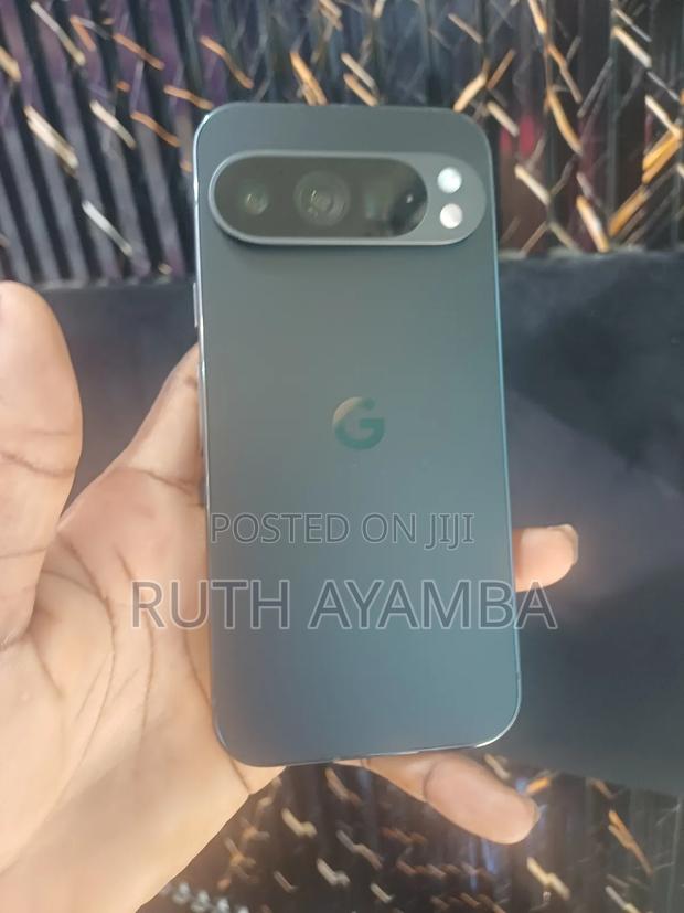 Google Pixel 9 Pro 128 GB Black · Photo 2