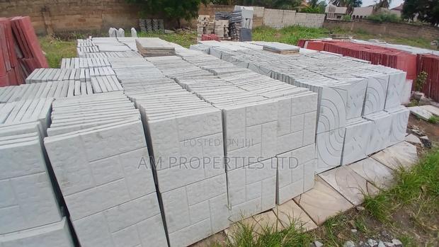 Quality Concrete Slabs and Kerbs · Photo 2