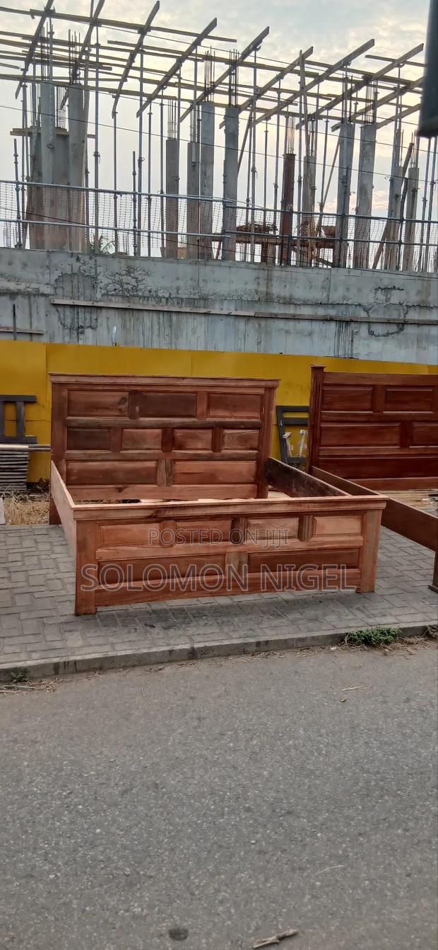 Wooden Queen Size · Photo 4