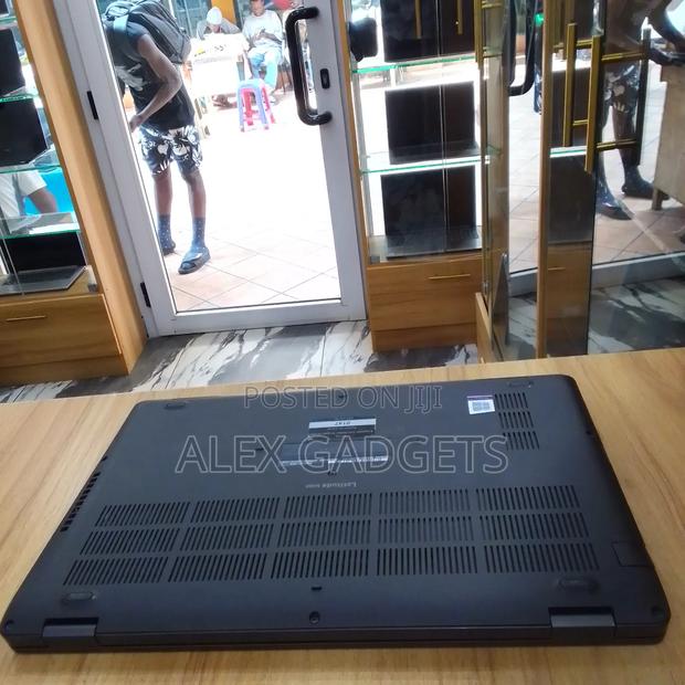Laptop Dell Latitude 5400 16GB Intel Core I5 SSD 512GB · Photo 3