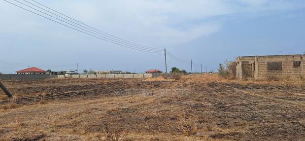 Minutes From the Airport Site · Photo 2