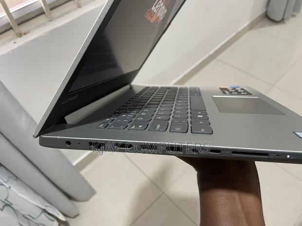 Laptop Lenovo IdeaPad 320 8GB Intel Core I3 HDD 1T · Photo 6