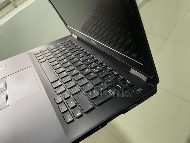 Laptop Dell Latitude E7270 8GB Intel Core i5 SSD 128GB · Photo 1