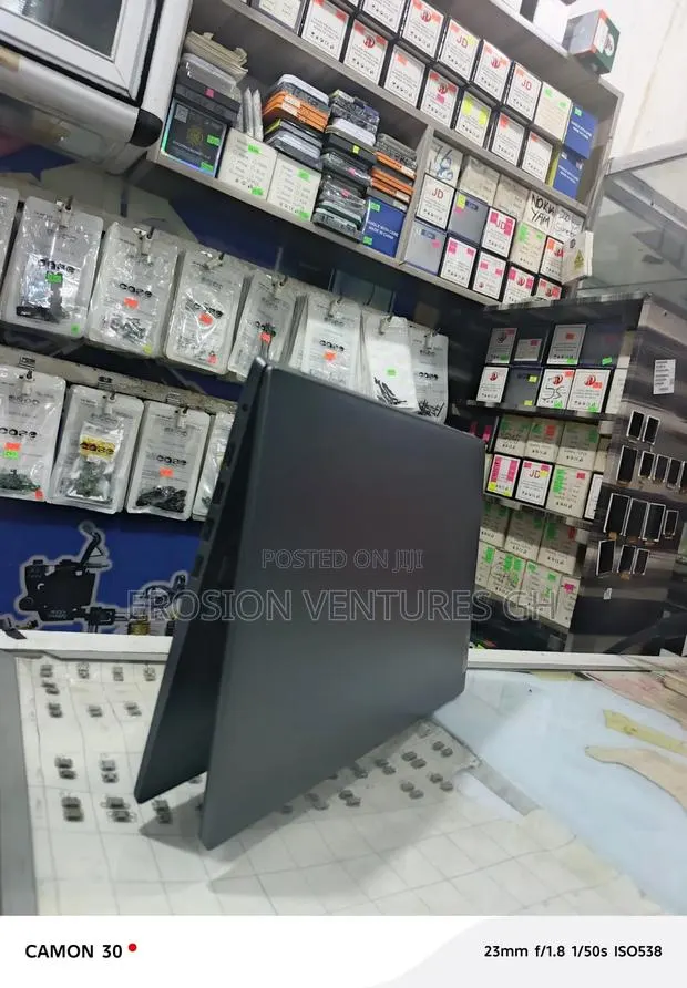 Laptop Lenovo 8GB Intel Core i3 HDD 500GB · Photo 1