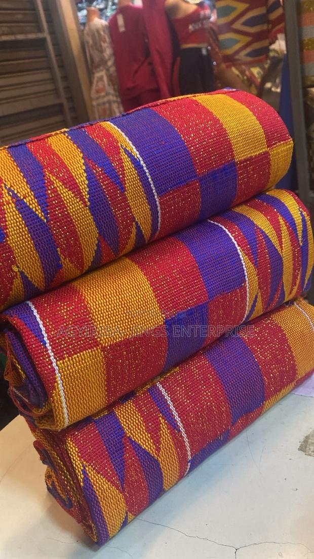 Heavy Bonwire Kente · Photo 1