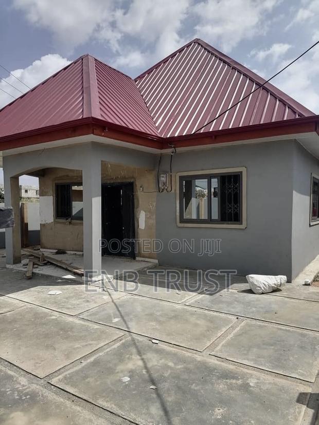 3bdrm House in Sarpeiman, Amasaman for sale · Photo 1