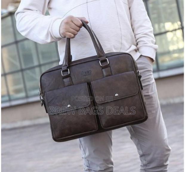 Genuine Pure Leather Unisex Jeep Laptop Bag With Shoulder Strap. · Photo 1