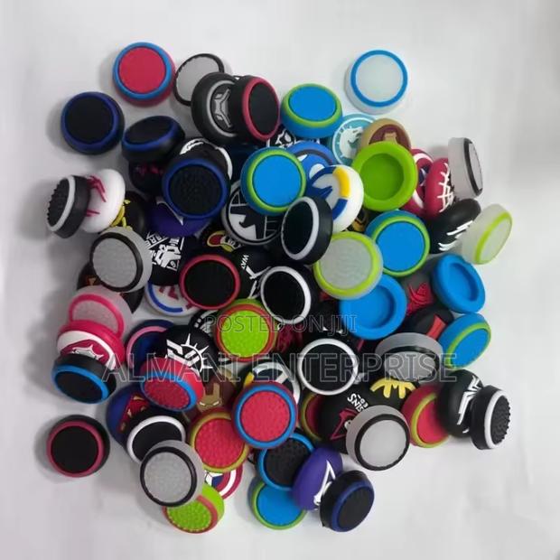 Designer Controller Analog Thumb Grips · Photo 2