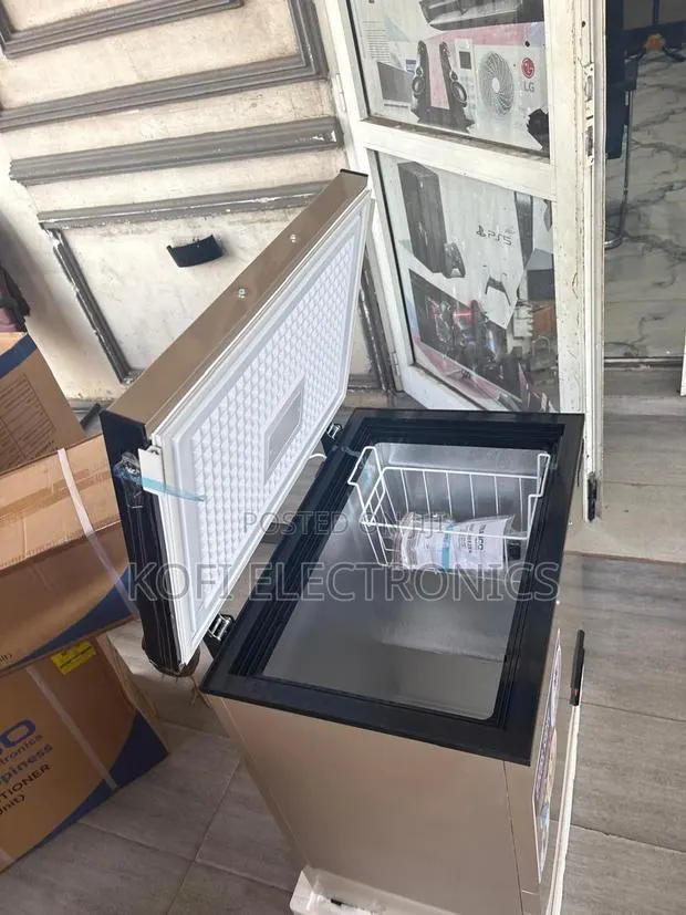 Nasco 150l Freezer Compact Outside, Spacious Inside · Photo 1