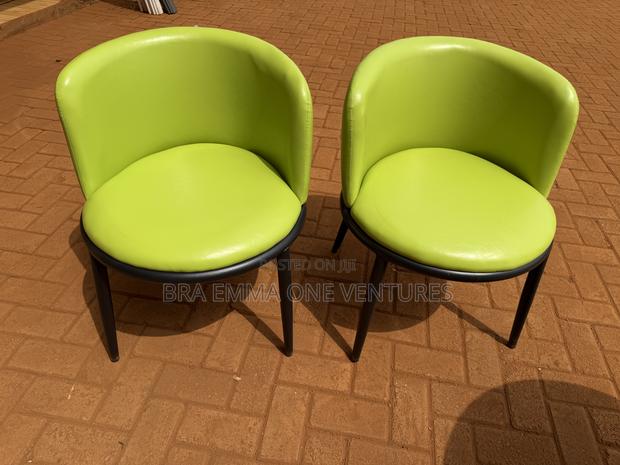 Dining Or Waiting Chairs · Photo 1