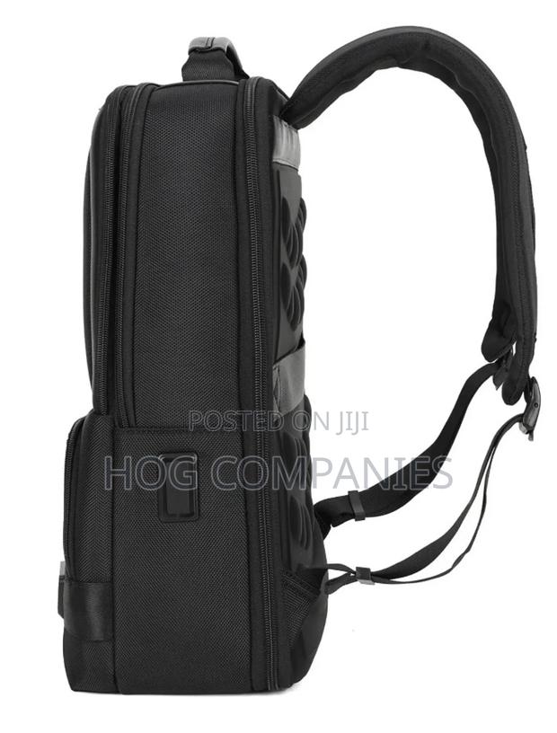 Quality Omaya Black Business Laptop Backpack · Photo 2