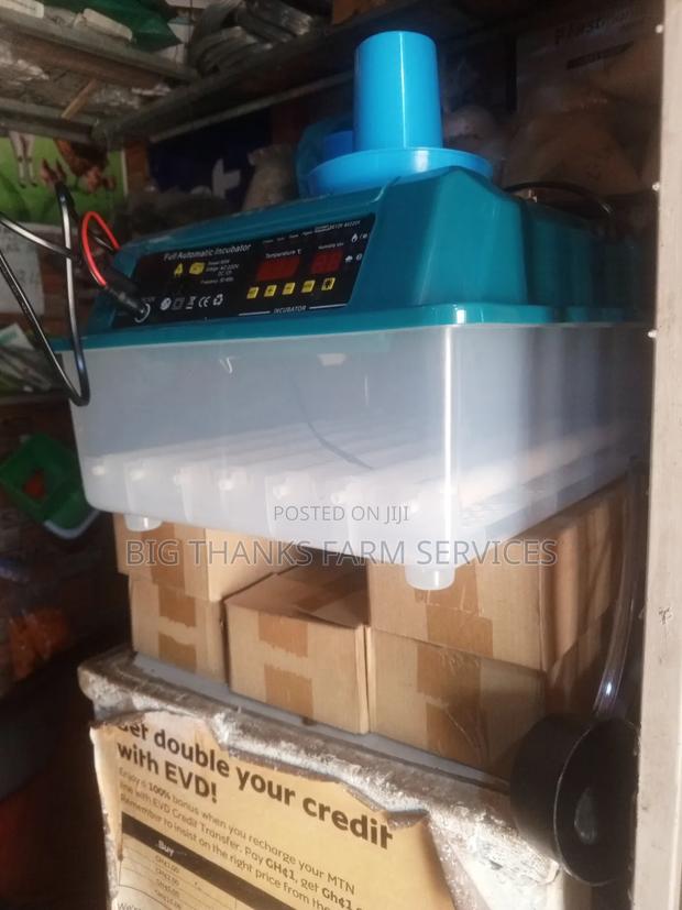 36 Capacity Incubator,Multi Function/Dual Power · Photo 2