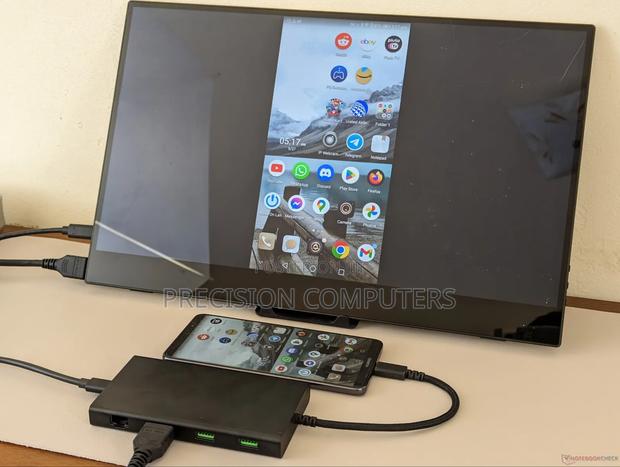 Solo Sidetrack 15.6" Uhd Touchscreen Portable Monitor · Photo 3