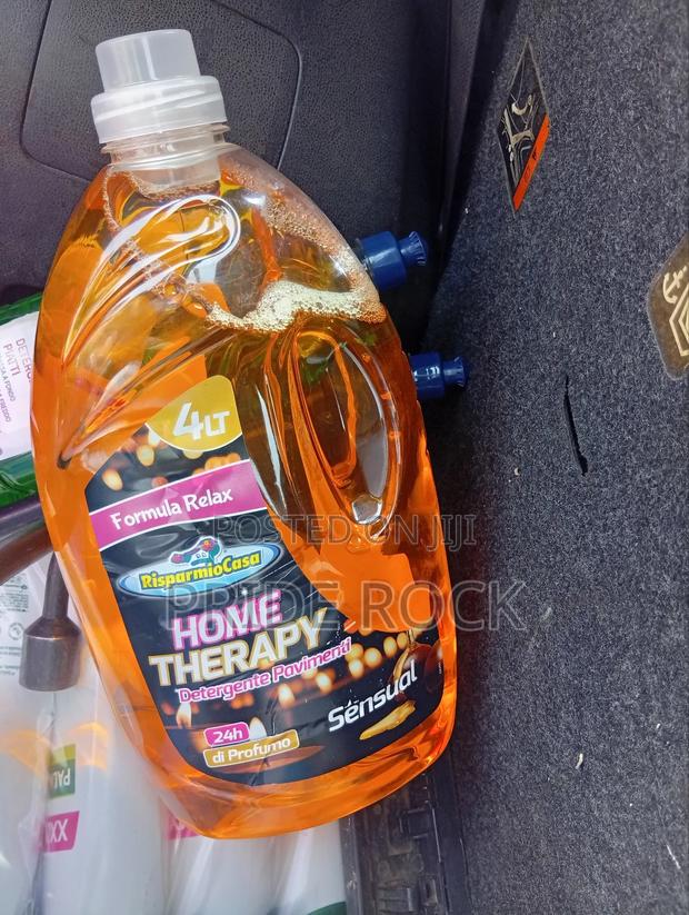 Floor Cleaner · Photo 1
